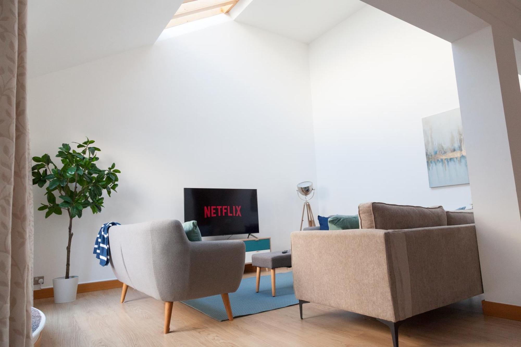 Weekly & Monthly Stays In Penthouse For Contractors Or Leisure Single Or Superking Beds Available Birkenhead Eksteriør billede